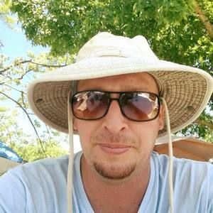 Meet your Posher, Mark